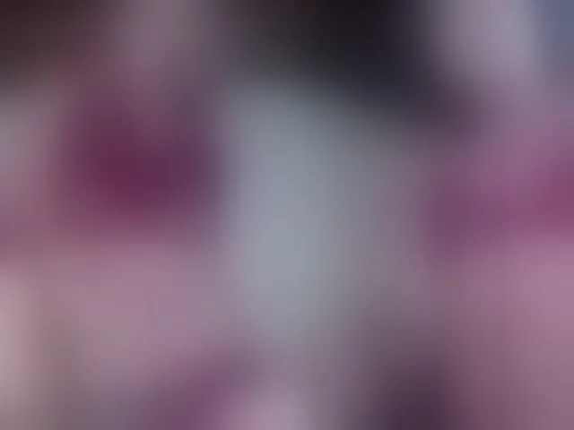 Live sex webcam photo for leslie-valets #276122531