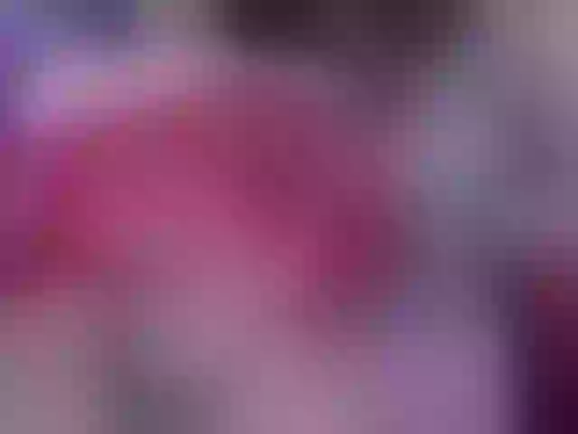 Live sex webcam photo for leslie-valets #276192170
