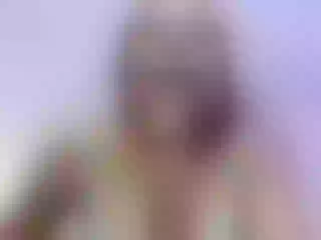 Live sex webcam photo for lesly-andika #274093783