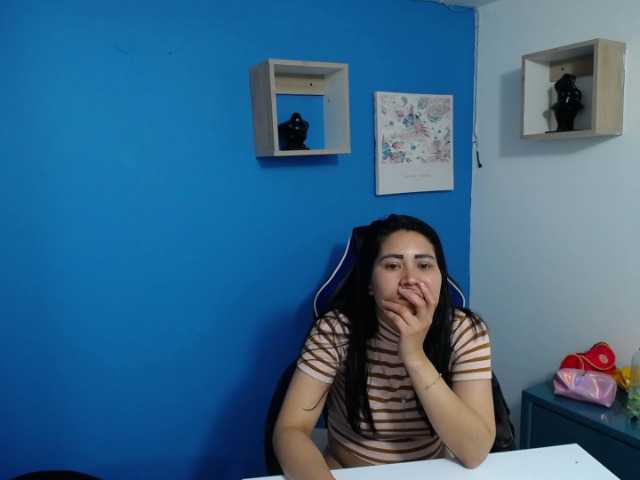 Live sex webcam photo for lesly-yin #272319865