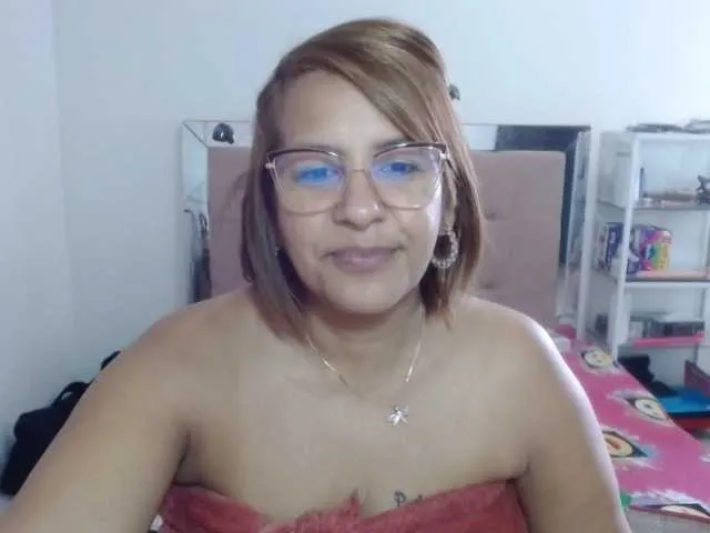 Live sex webcam photo for letiverydirty #274603247