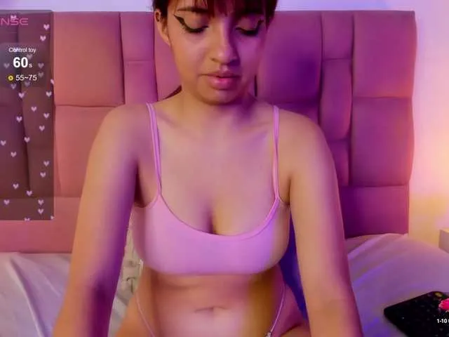 Live sex webcam photo for levi-cloud #277879423