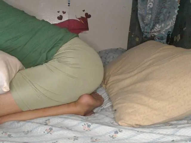 Live sex webcam photo for lexianna818 #290800604