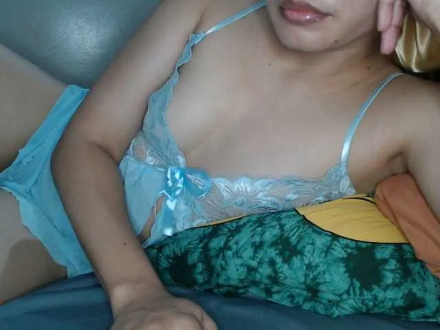 Live sex webcam photo for lexianna818 #293500856