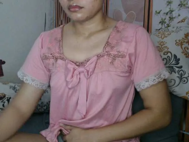 Live sex webcam photo for lexianna818 #294138530