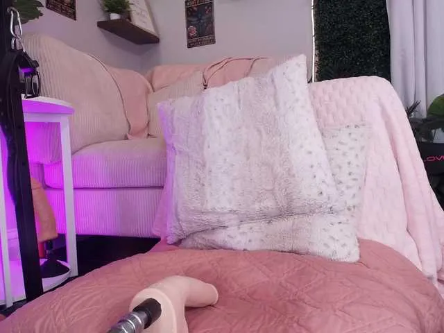 Live sex webcam photo for lexibby69 #291748917