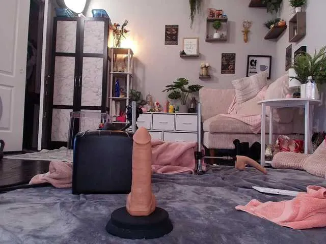 Live sex webcam photo for lexibby69 #294013104