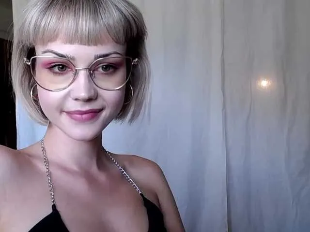 Live sex webcam photo for lexieSpicy #274054942