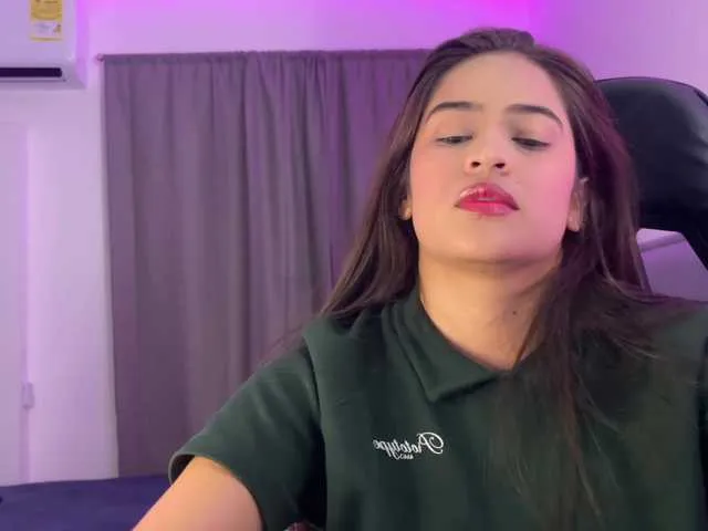 Live sex webcam photo for lexiiegray2 #291591442