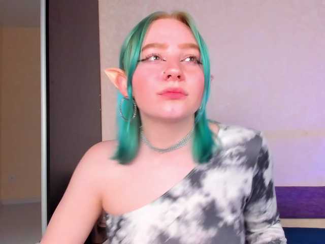 Live sex webcam photo for lexy-lovy #277666125