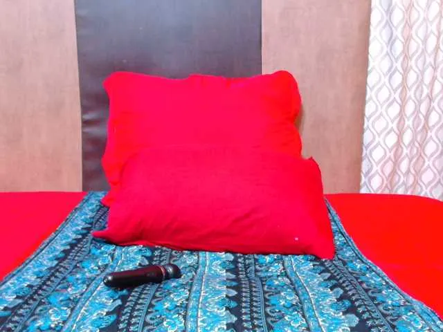Live sex webcam photo for lexybooty #282809566
