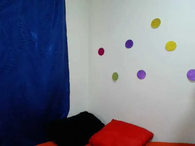 Live sex webcam photo for leyla-hot #291572562
