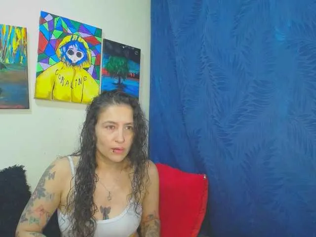 Live sex webcam photo for leyla-hot #292286283