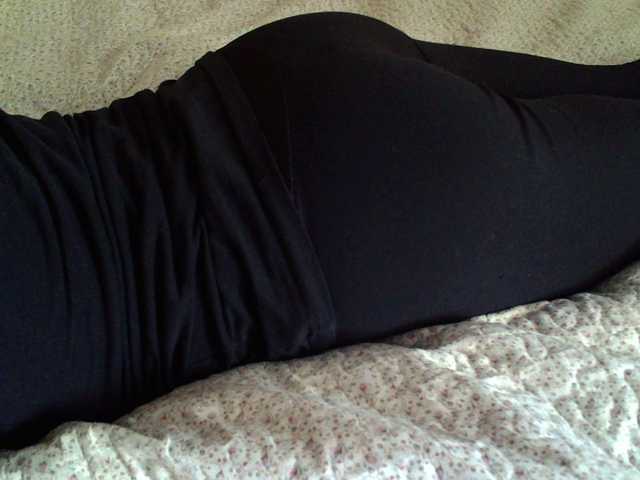 Live sex webcam photo for liZAAAZ #273561621