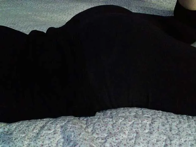 Live sex webcam photo for liZAAAZ #292287969