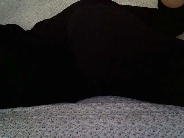 Live sex webcam photo for liZAAAZ #292312839