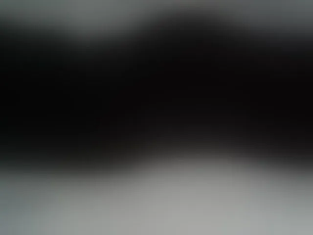 Live sex webcam photo for liZAAAZ #293087435