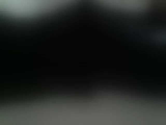 Live sex webcam photo for liZAAAZ #294024913
