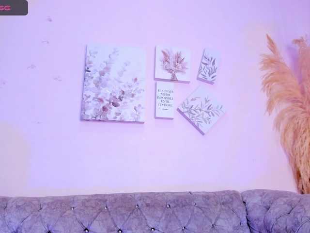 Live sex webcam photo for lia-laurent #276691247