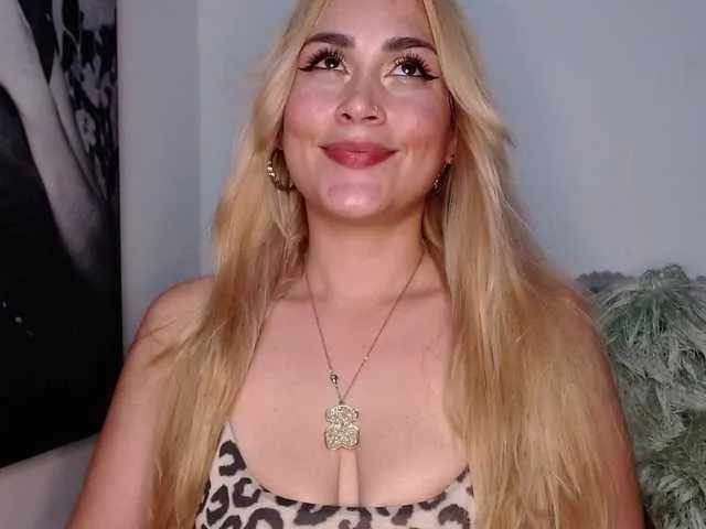 Live sex webcam photo for Liahna #276196822