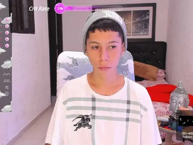 Live sex webcam photo for liam-ledesma #276549350