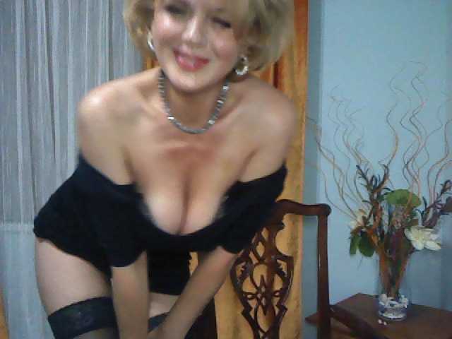 Live sex webcam photo for lianaNice #273776957