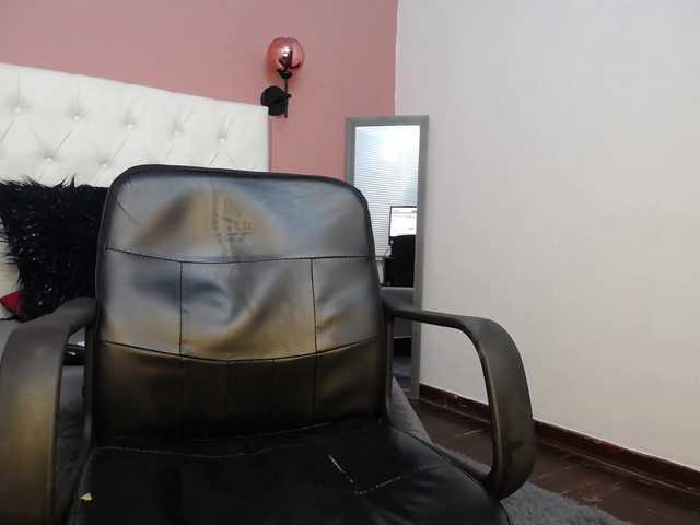 Live sex webcam photo for liarosexx #273052368