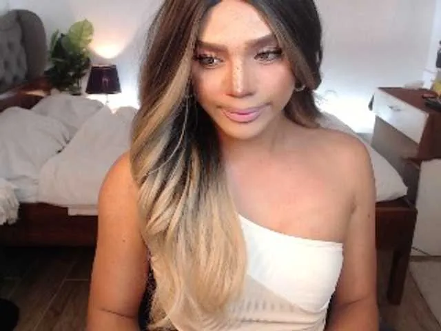 Live sex webcam photo for liashixxx #290713188