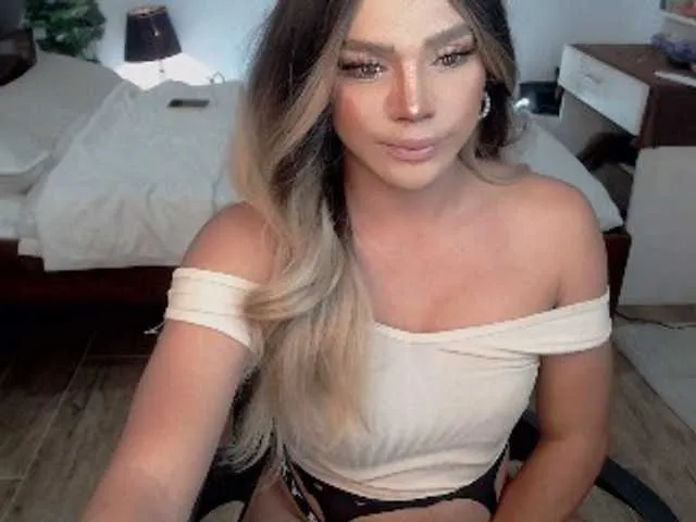 Live sex webcam photo for liashixxx #291529529