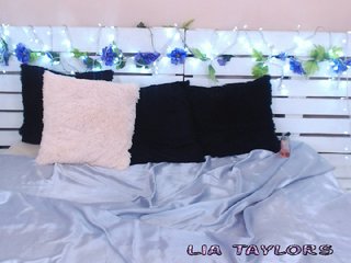 Live sex webcam photo for liataylor #227326001