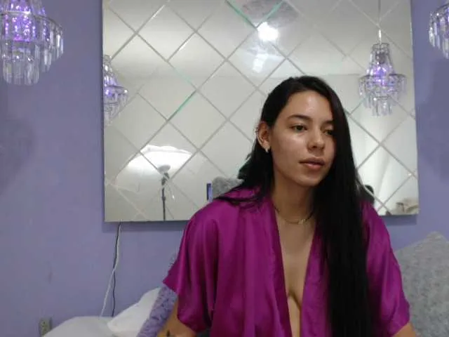 Live sex webcam photo for LiaWilde #272361226