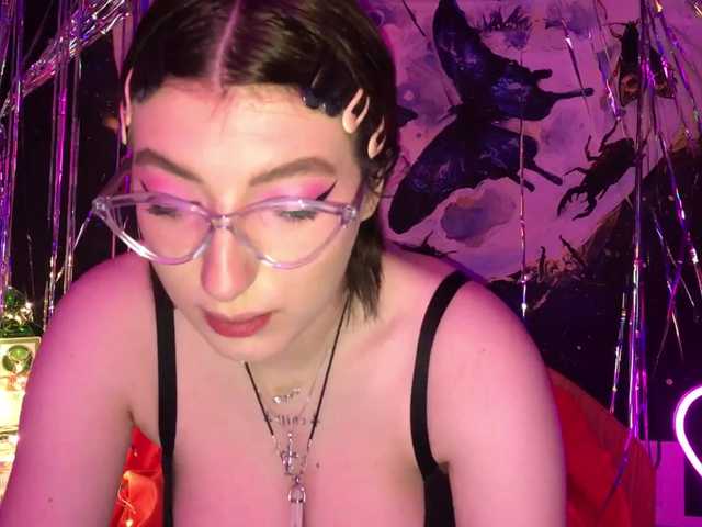 Live sex webcam photo for lidiacatears #273140728