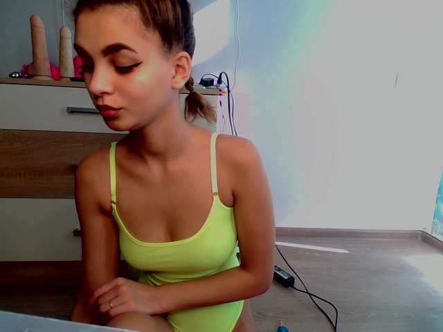 Live sex webcam photo for life-choco #272976795