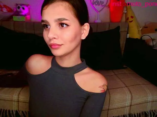 Live sex webcam photo for life-choco #292067652