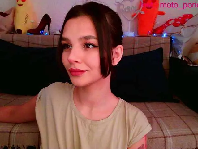 Live sex webcam photo for life-choco #292101044