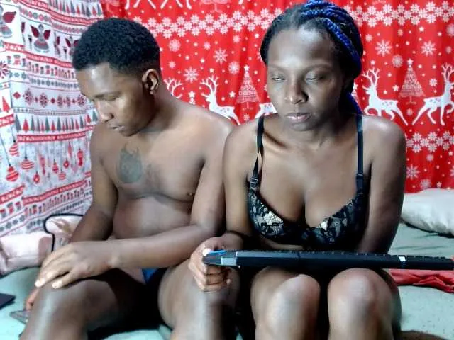Live sex webcam photo for liiklagata33 #273079167