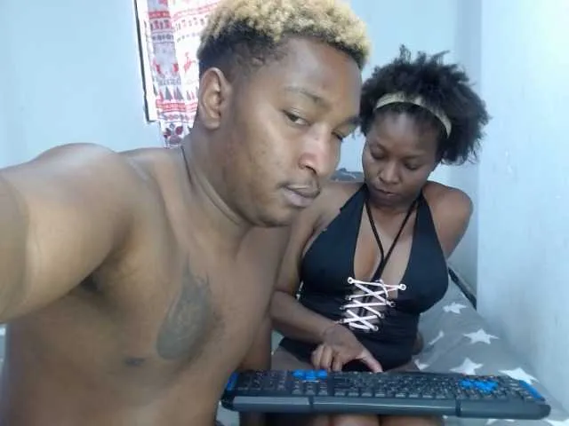 Live sex webcam photo for liiklagata33 #274115096