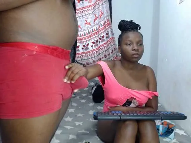 Live sex webcam photo for liiklagata33 #274542937