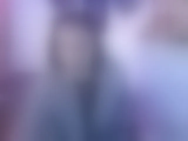 Live sex webcam photo for likaalittle #292381250