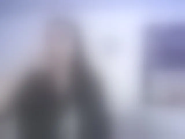 Live sex webcam photo for likaalittle #293565911