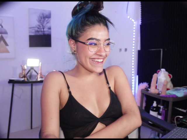 Live sex webcam photo for lila-blue #272095516