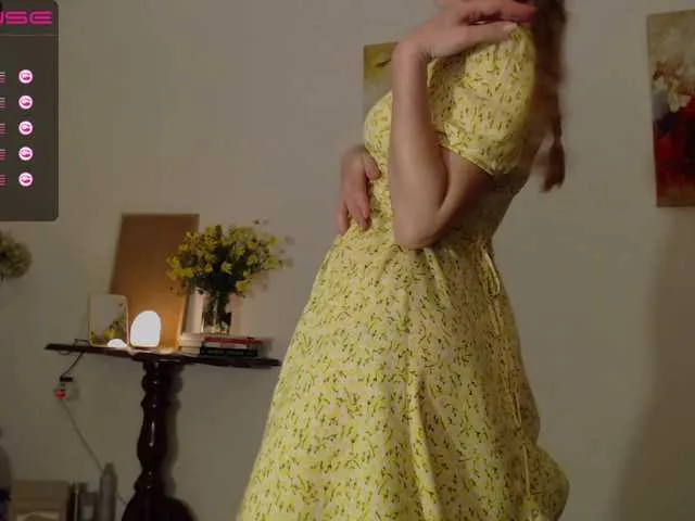 Live sex webcam photo for lilcumminfox #273054153