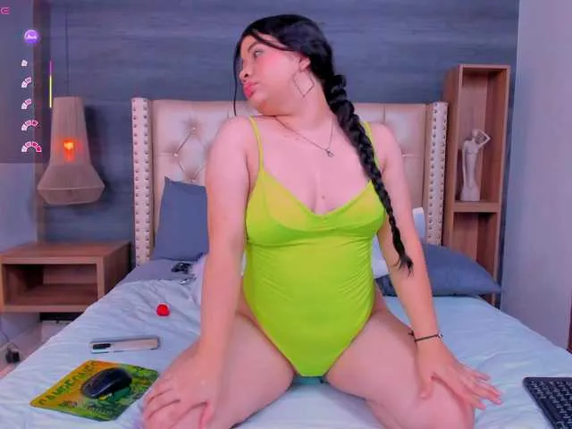 Live sex webcam photo for lili-mmk #291748479