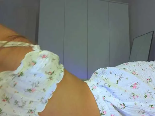 Live sex webcam photo for lili-roze #292253355