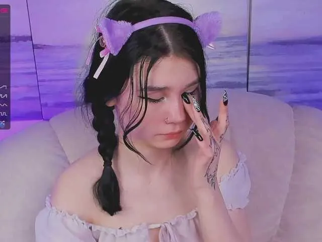 Live sex webcam photo for lilianflirts #273523905