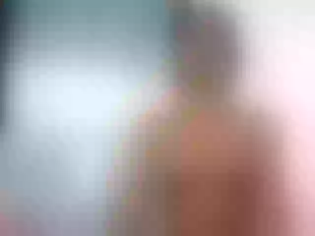 Live sex webcam photo for liliann23 #275675374