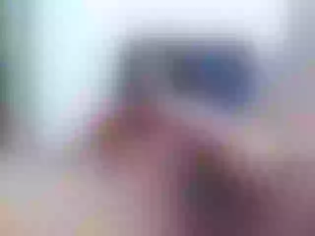 Live sex webcam photo for liliann23 #276305722