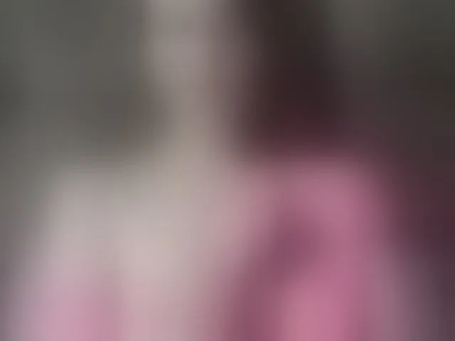 Live sex webcam photo for lilisexy14 #294040149