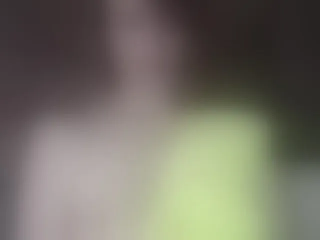 Live sex webcam photo for lilisexy14 #294069576