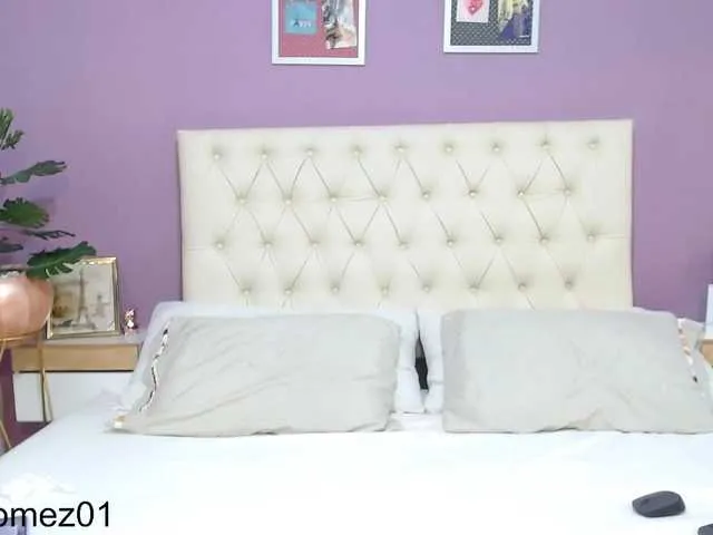 Live sex webcam photo for lilit-gomez #273826838